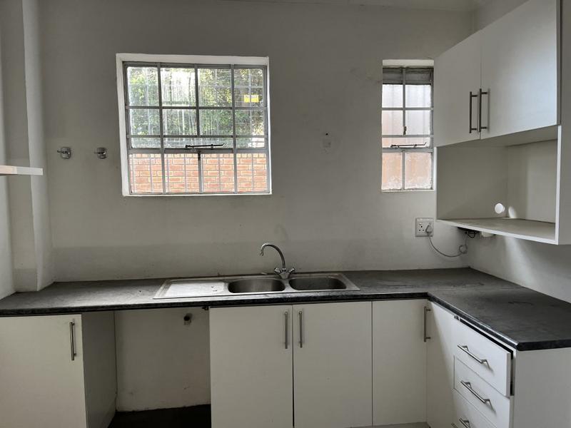 To Let commercial Property for Rent in Montague Gardens Western Cape